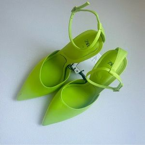 Zara 💚 FABRIC HIGH HEELED SHOES NWT
